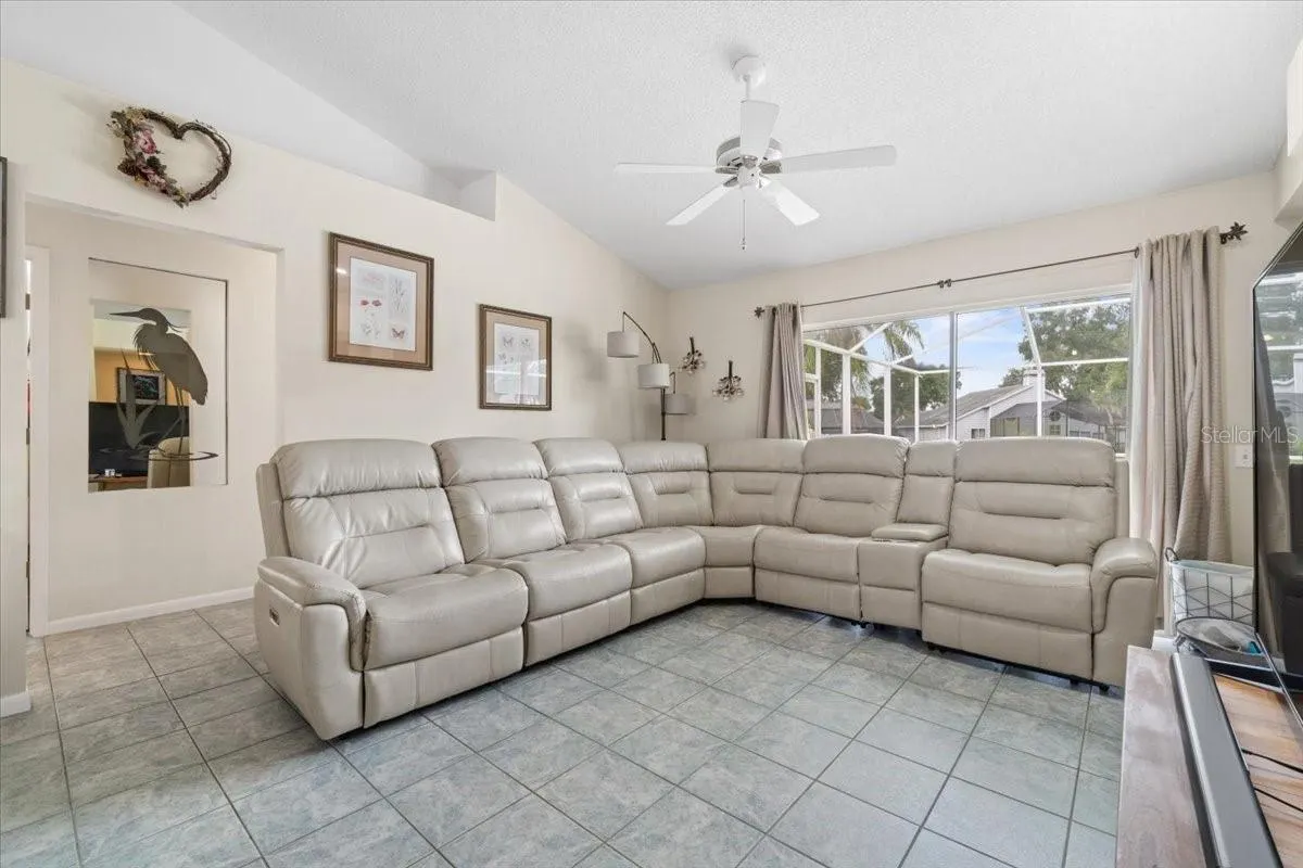 3319 SILVERPOND DR