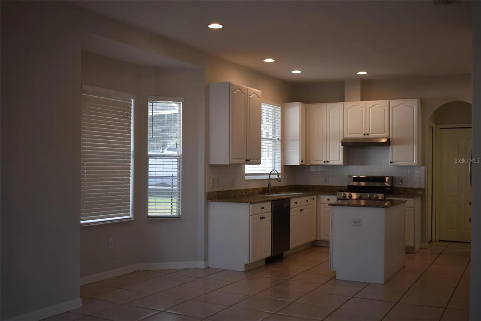 15509 MONTILLA LOOP