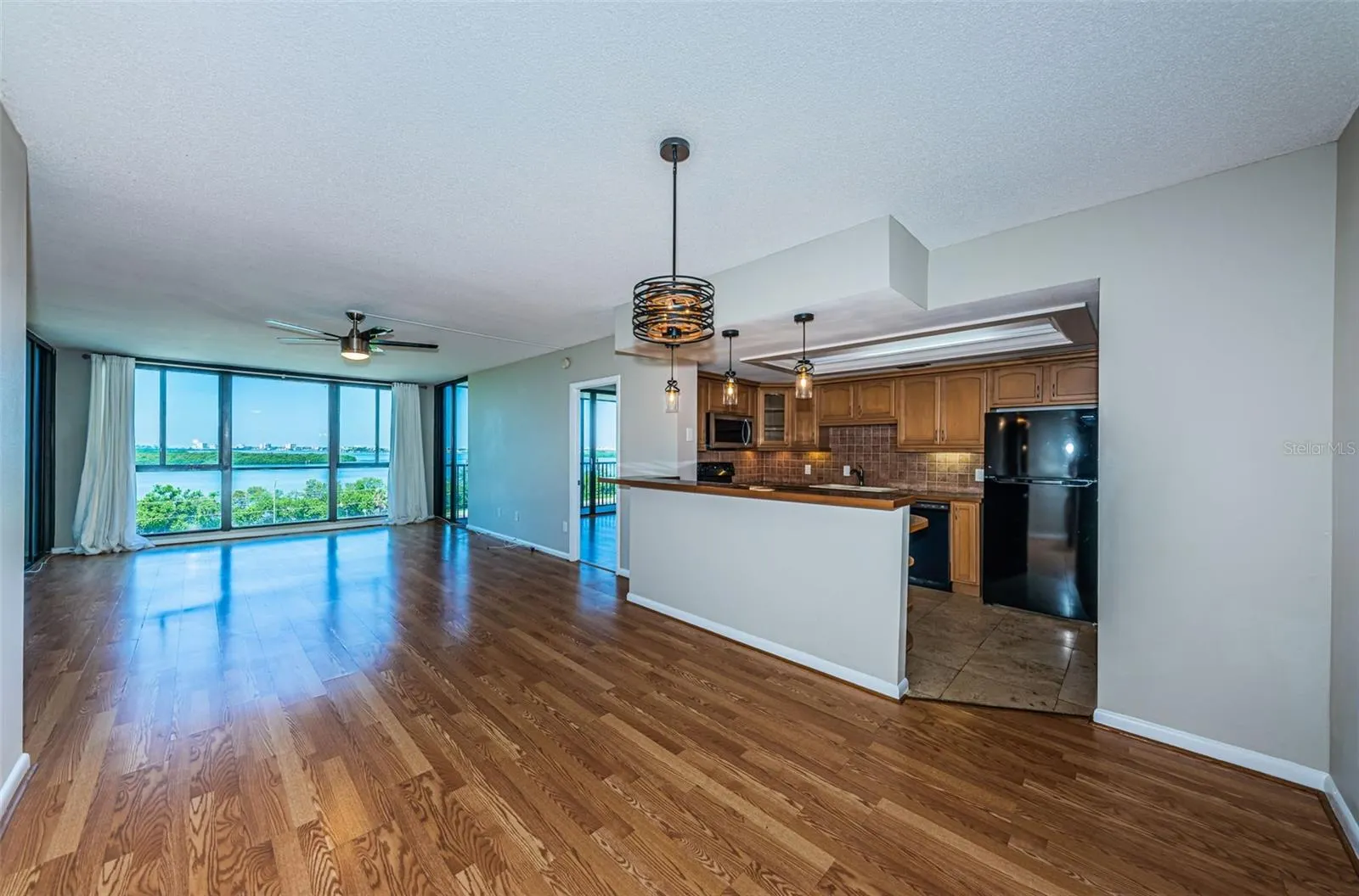 7100 SUNSHINE SKYWAY LN S #608, #608