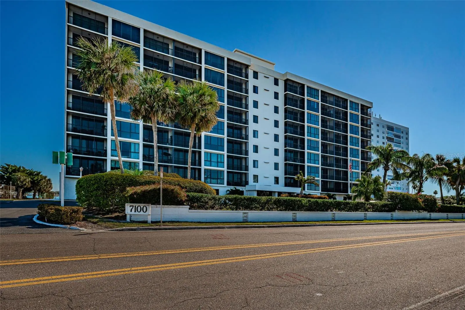 7100 SUNSHINE SKYWAY LN S #608, #608