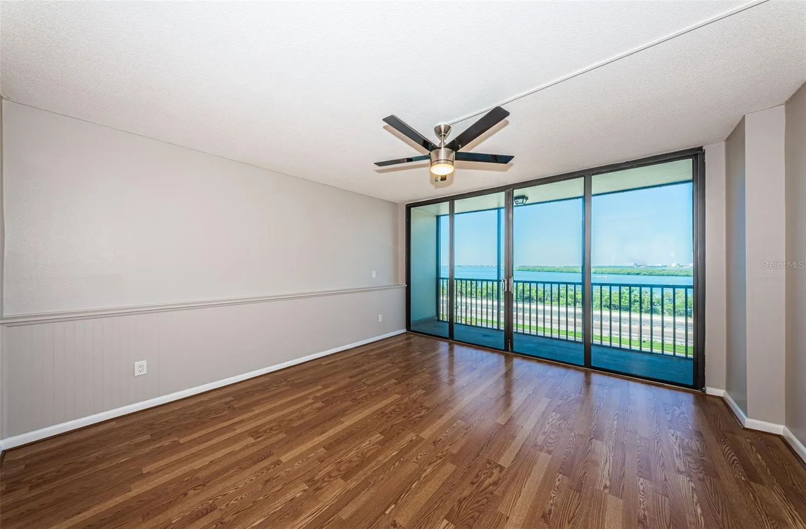 7100 SUNSHINE SKYWAY LN S #608, #608