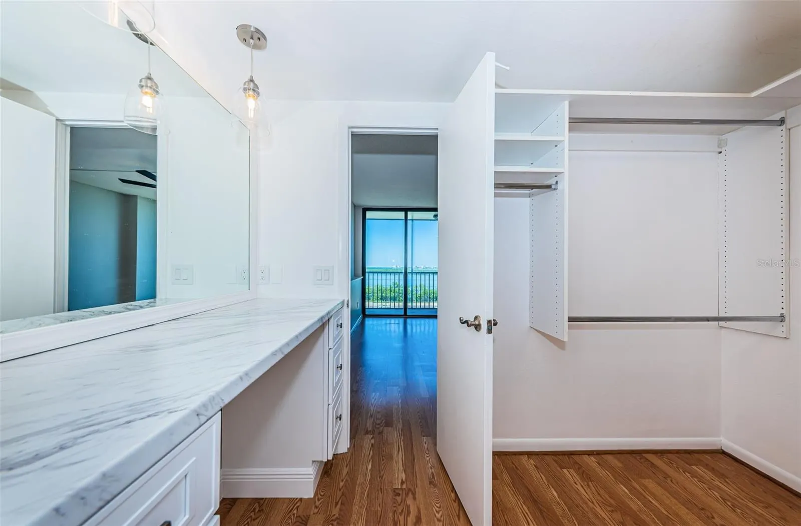 7100 SUNSHINE SKYWAY LN S #608, #608