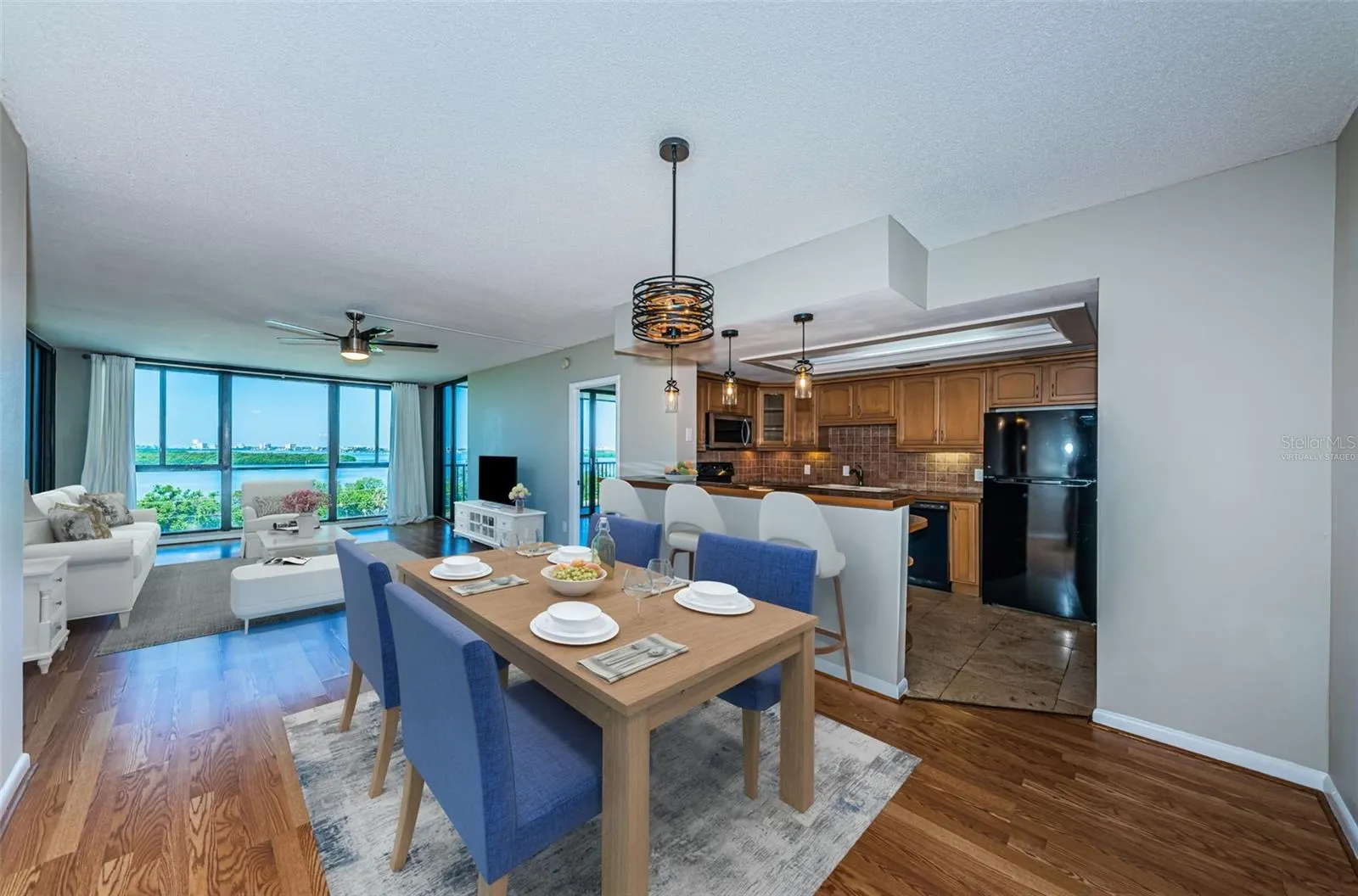 7100 SUNSHINE SKYWAY LN S #608, #608