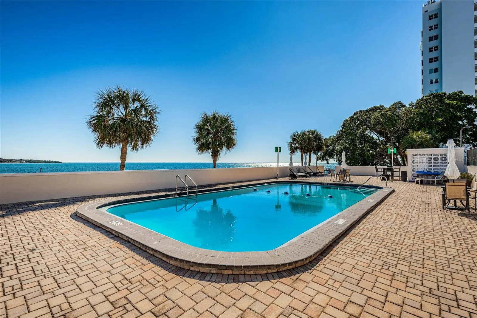 7100 SUNSHINE SKYWAY LN S #608, #608