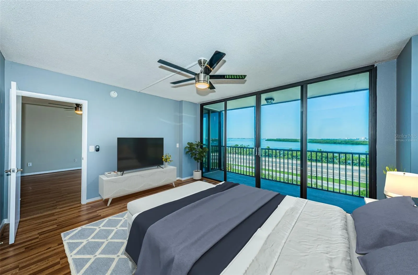 7100 SUNSHINE SKYWAY LN S #608, #608