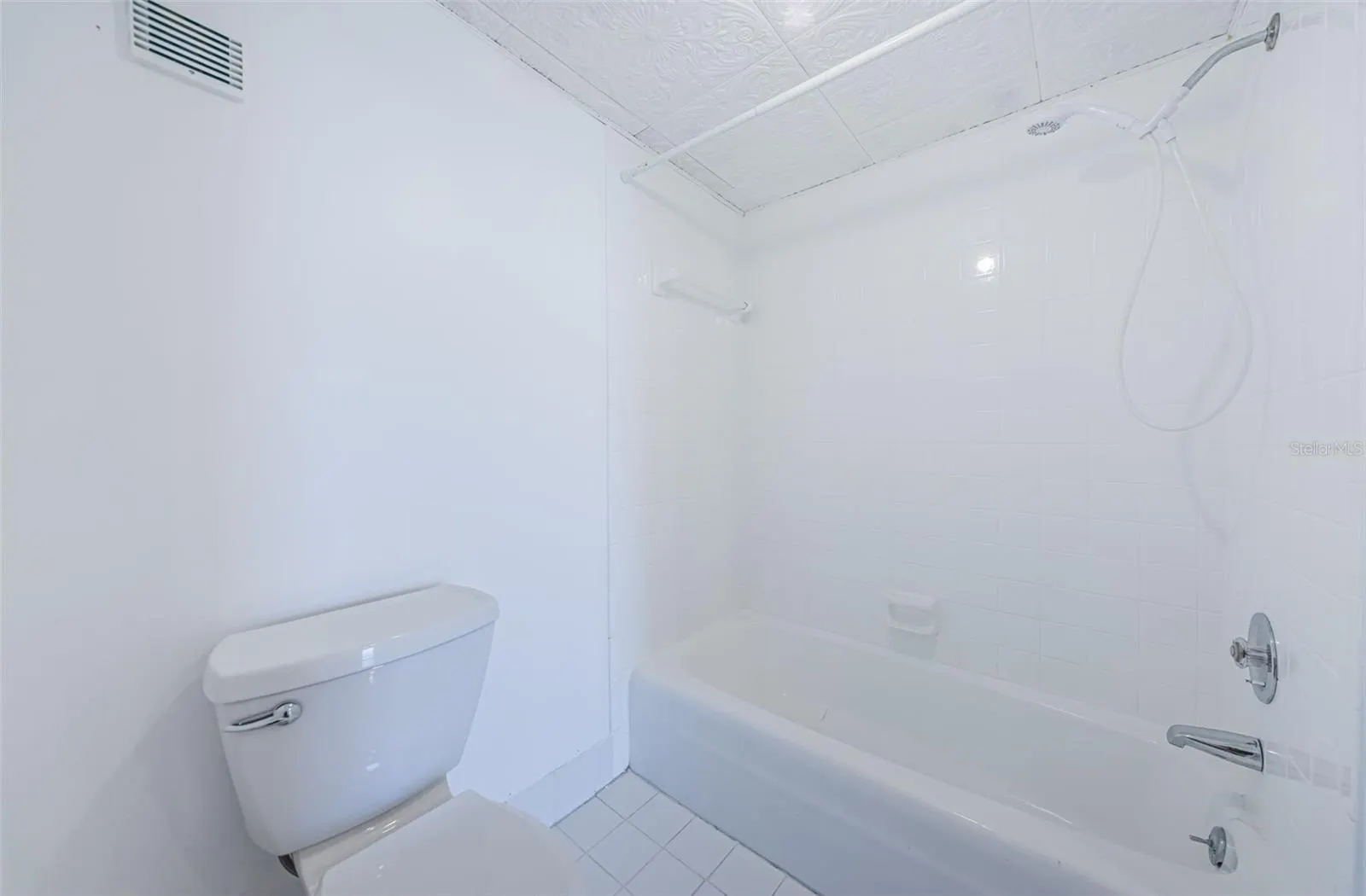 7100 SUNSHINE SKYWAY LN S #608, #608