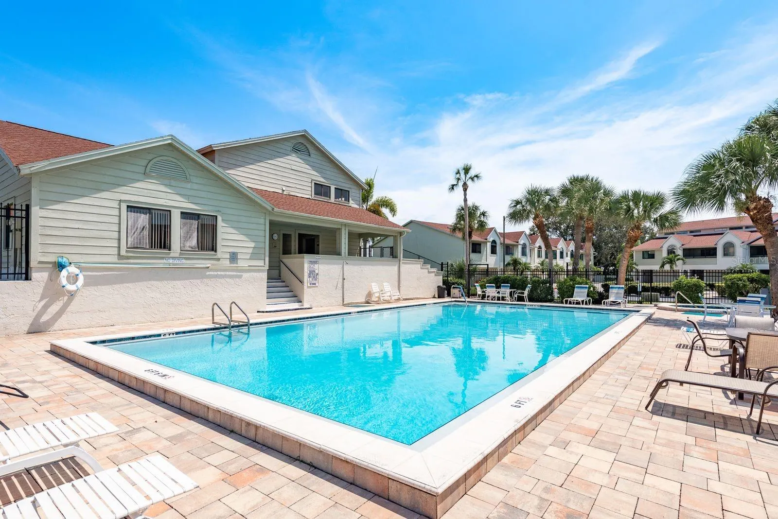 538 WALDEN CT