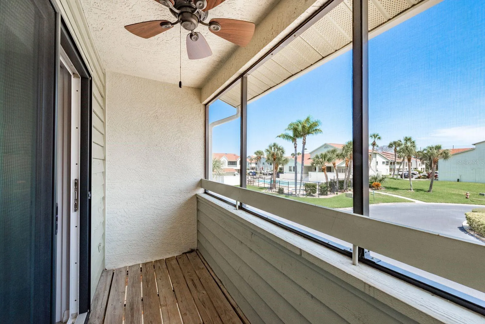 538 WALDEN CT