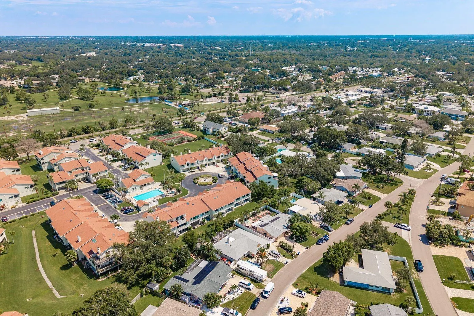 538 WALDEN CT