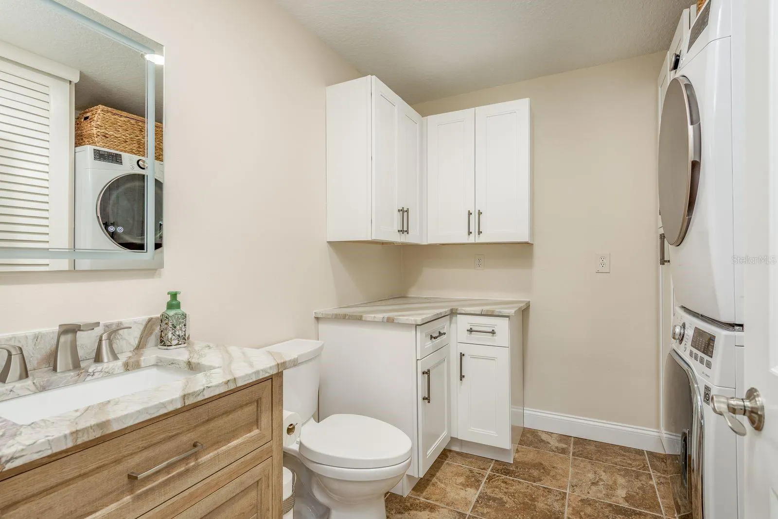 538 WALDEN CT