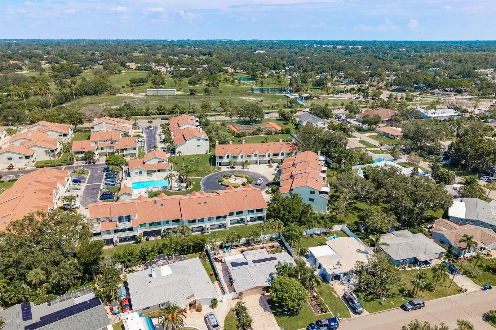 538 WALDEN CT