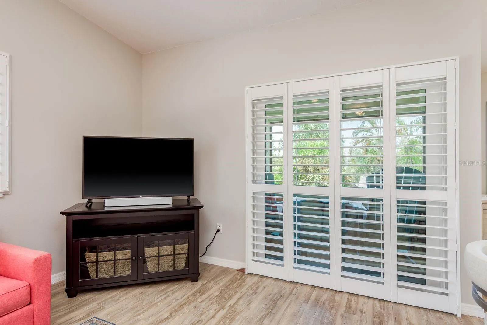 538 WALDEN CT