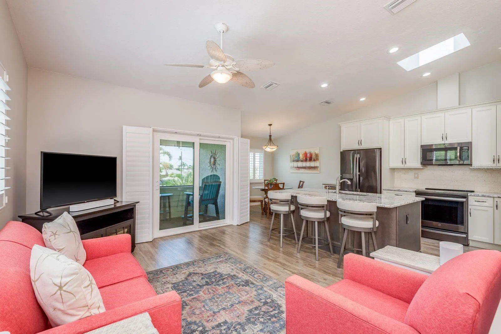 538 WALDEN CT