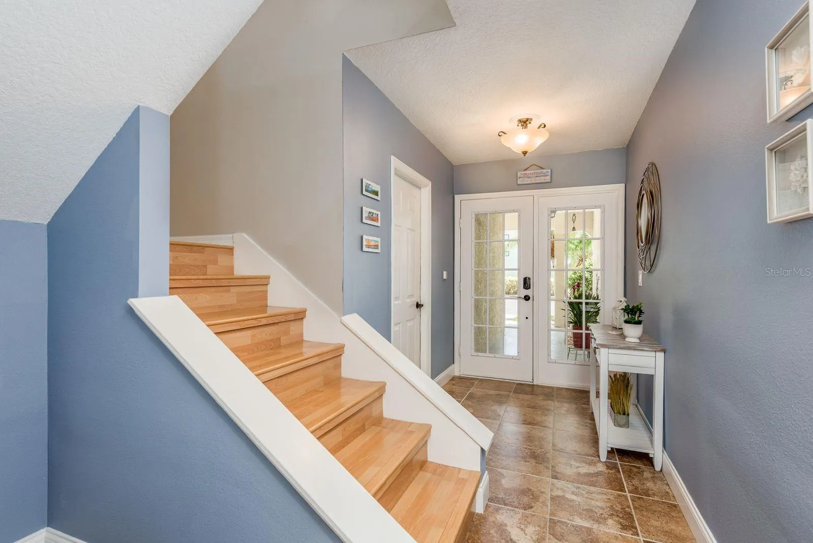 538 WALDEN CT