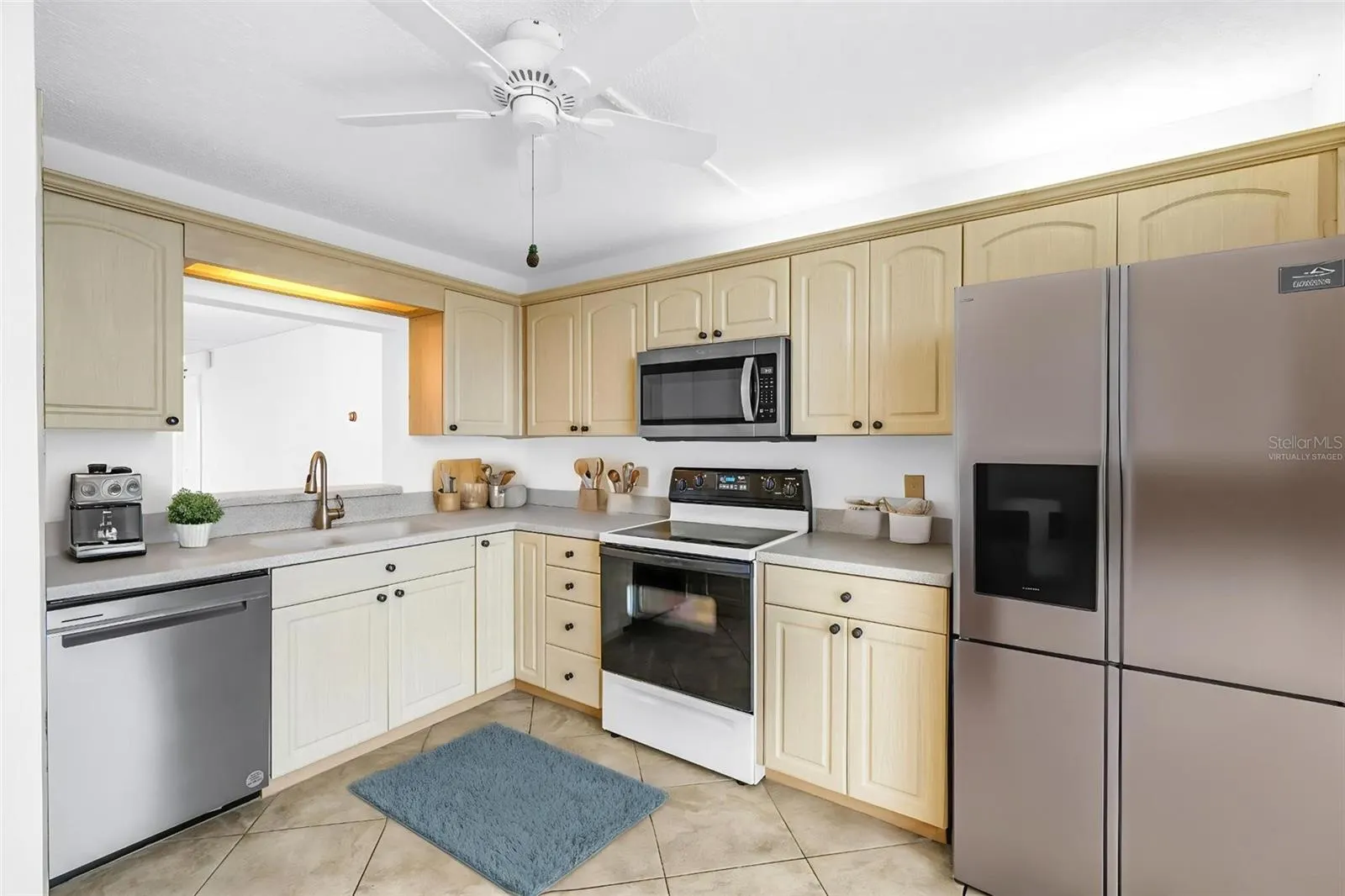 7700 SUN ISLAND DR S #401, #401