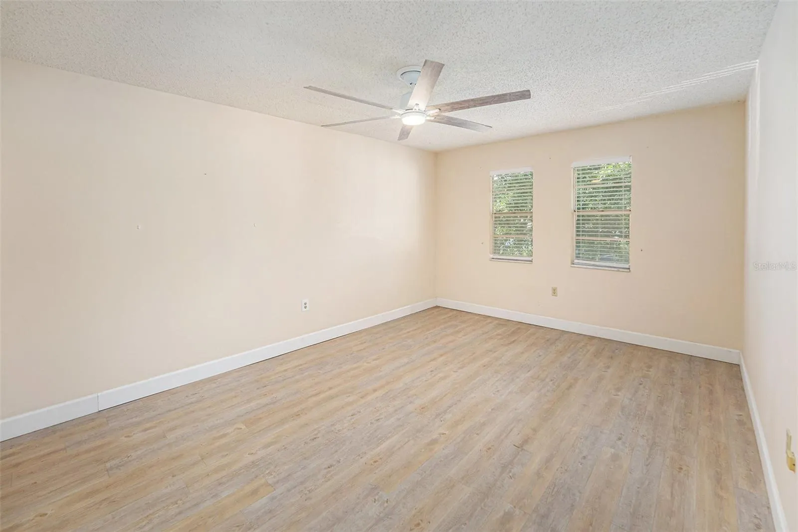 10800 US HIGHWAY 19 N #230, #230