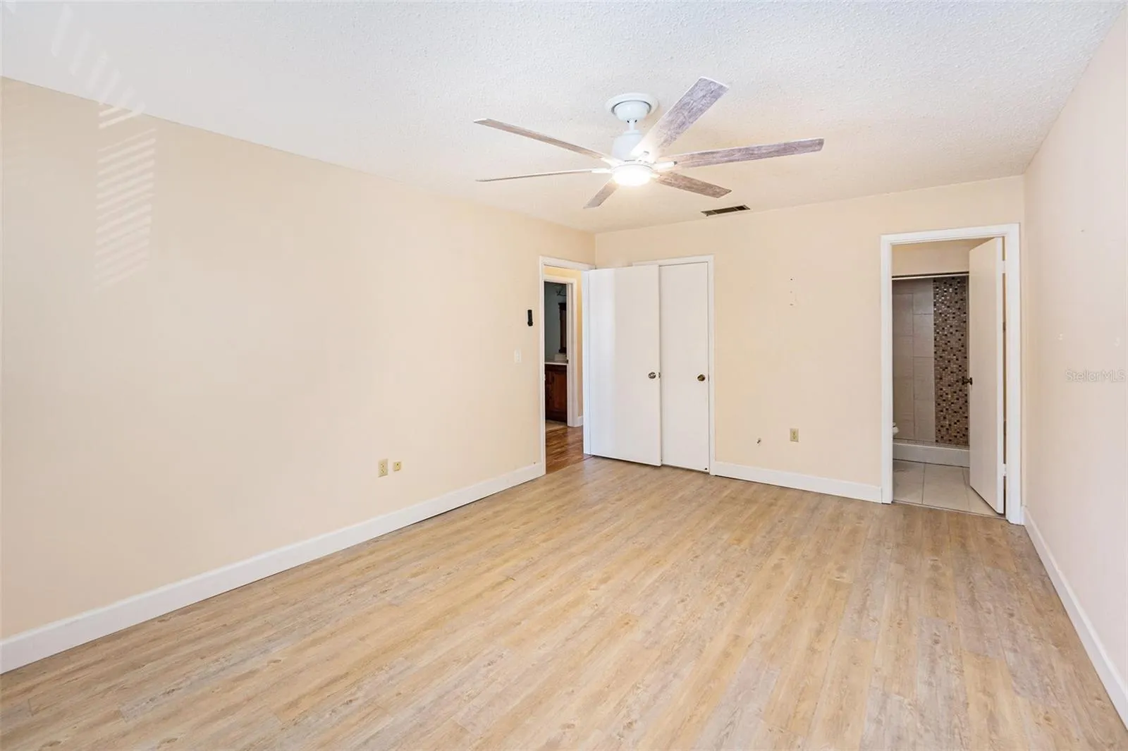 10800 US HIGHWAY 19 N #230, #230
