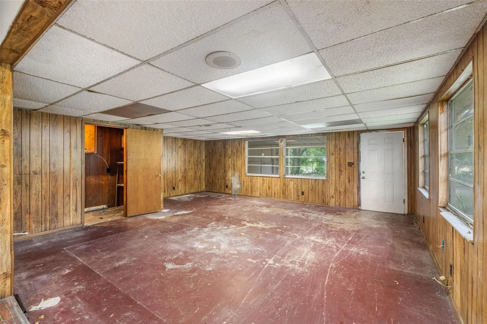 8307 N OGONTZ AVE