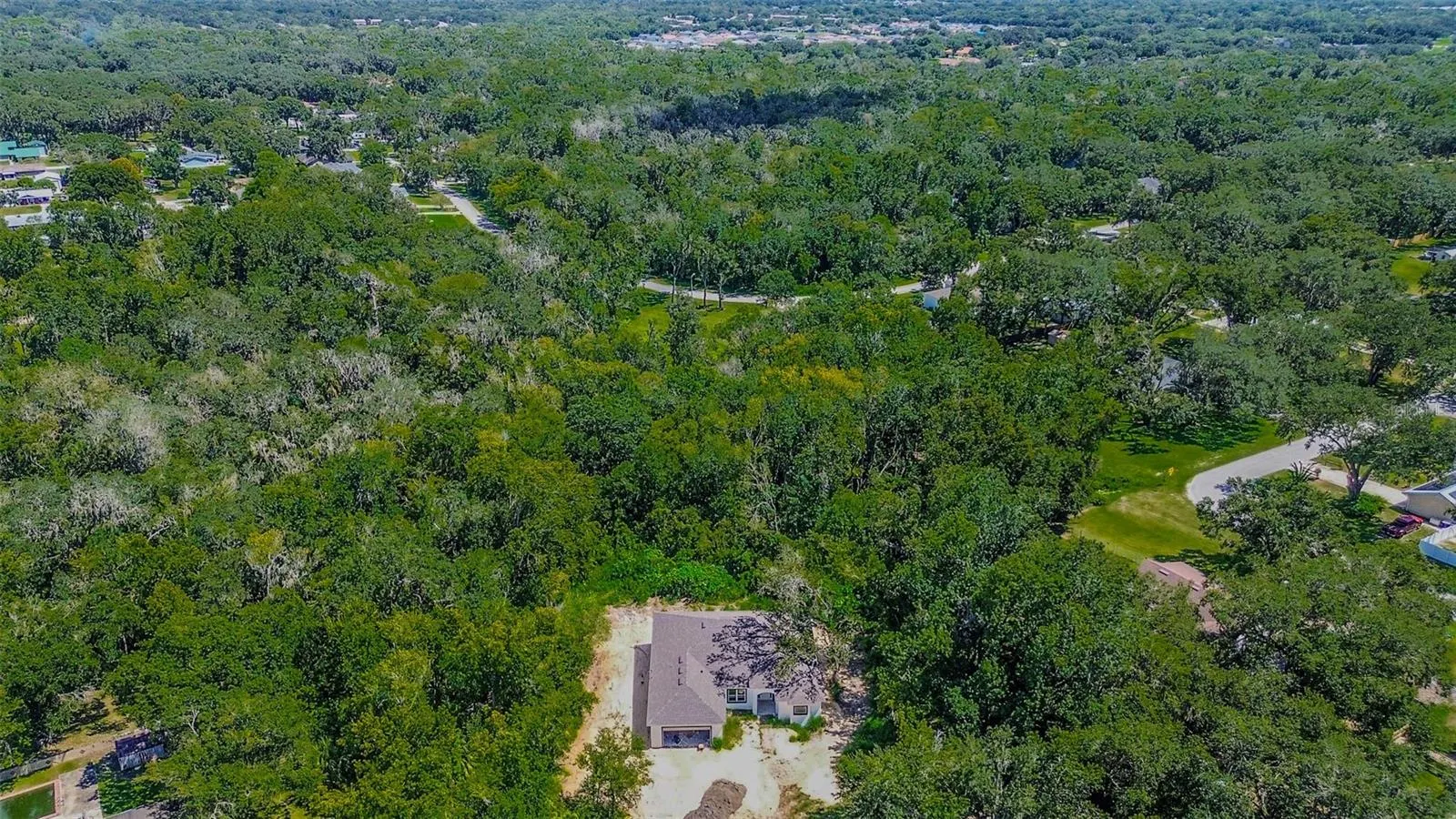 6320 WOODHAVEN DR