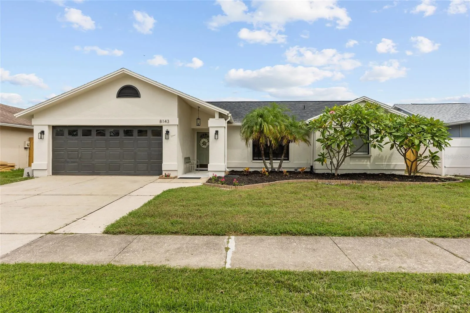 8143 SOMERSET DR