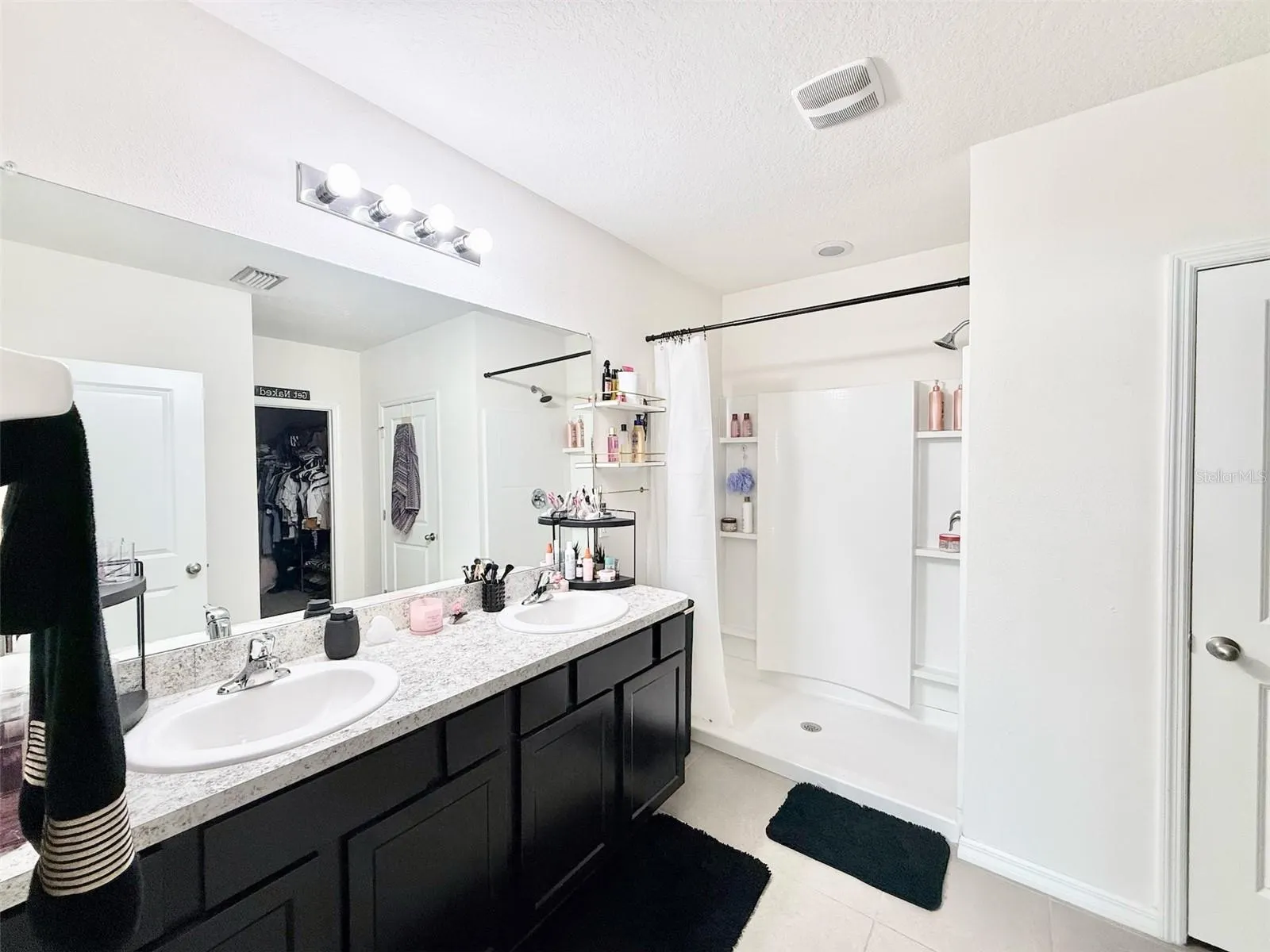 15402 IBIS FALL PL