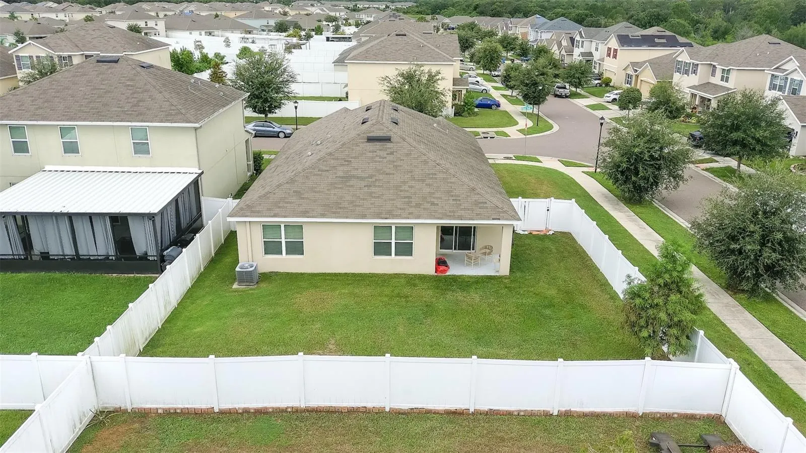15402 IBIS FALL PL