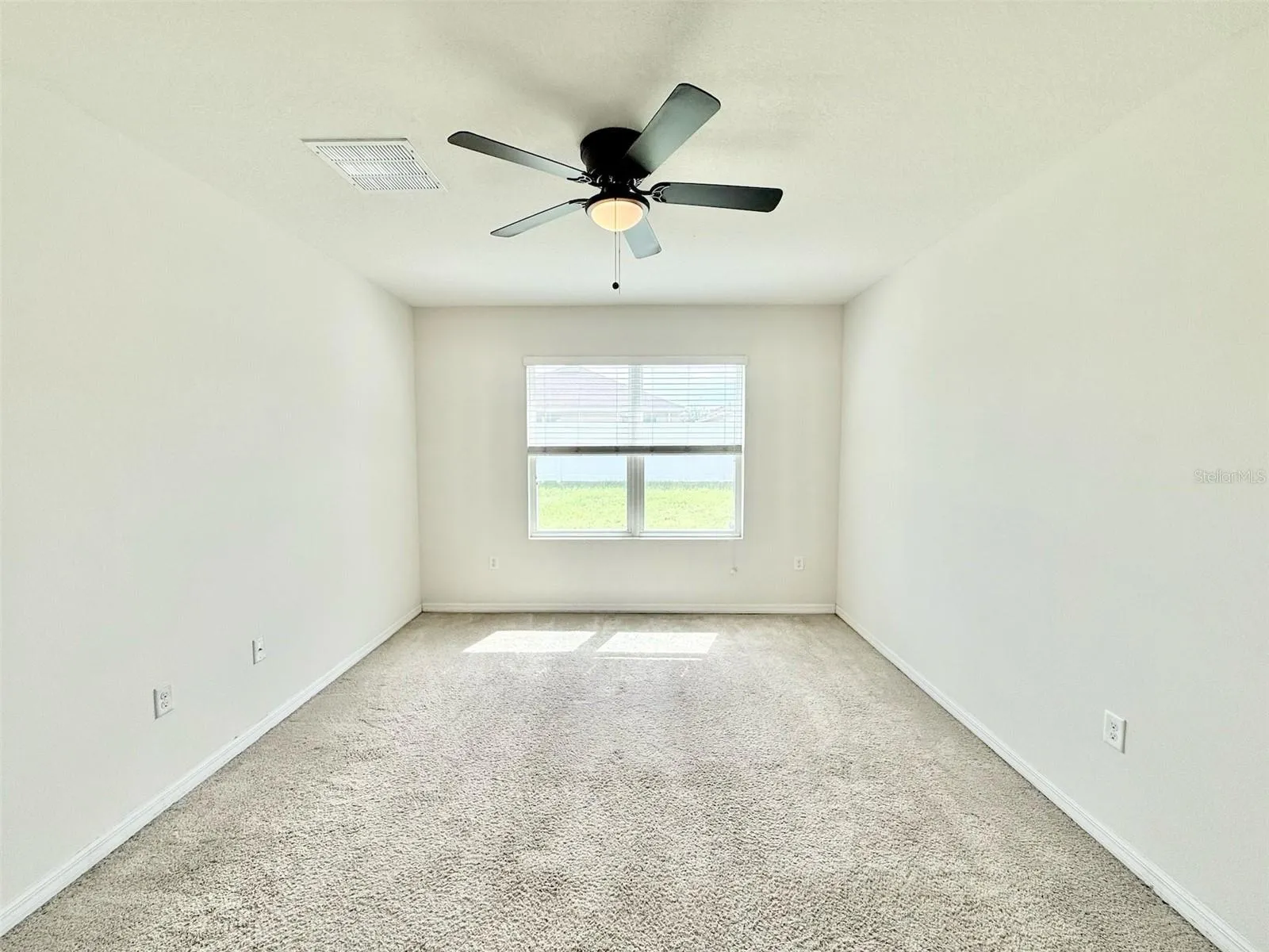 15402 IBIS FALL PL