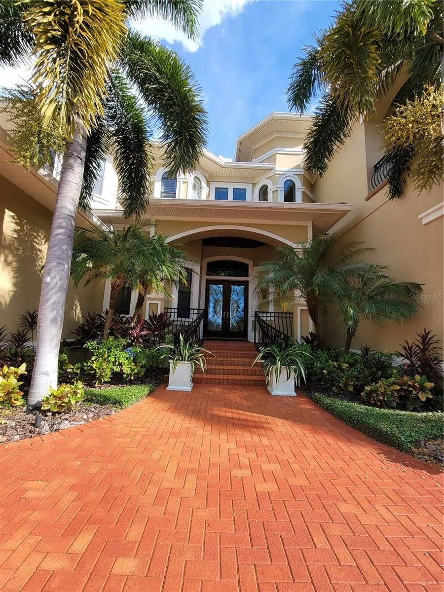 4125 CAUSEWAY VISTA DR