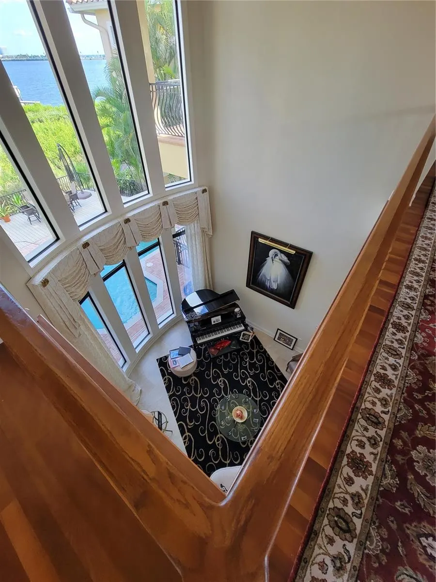 4125 CAUSEWAY VISTA DR