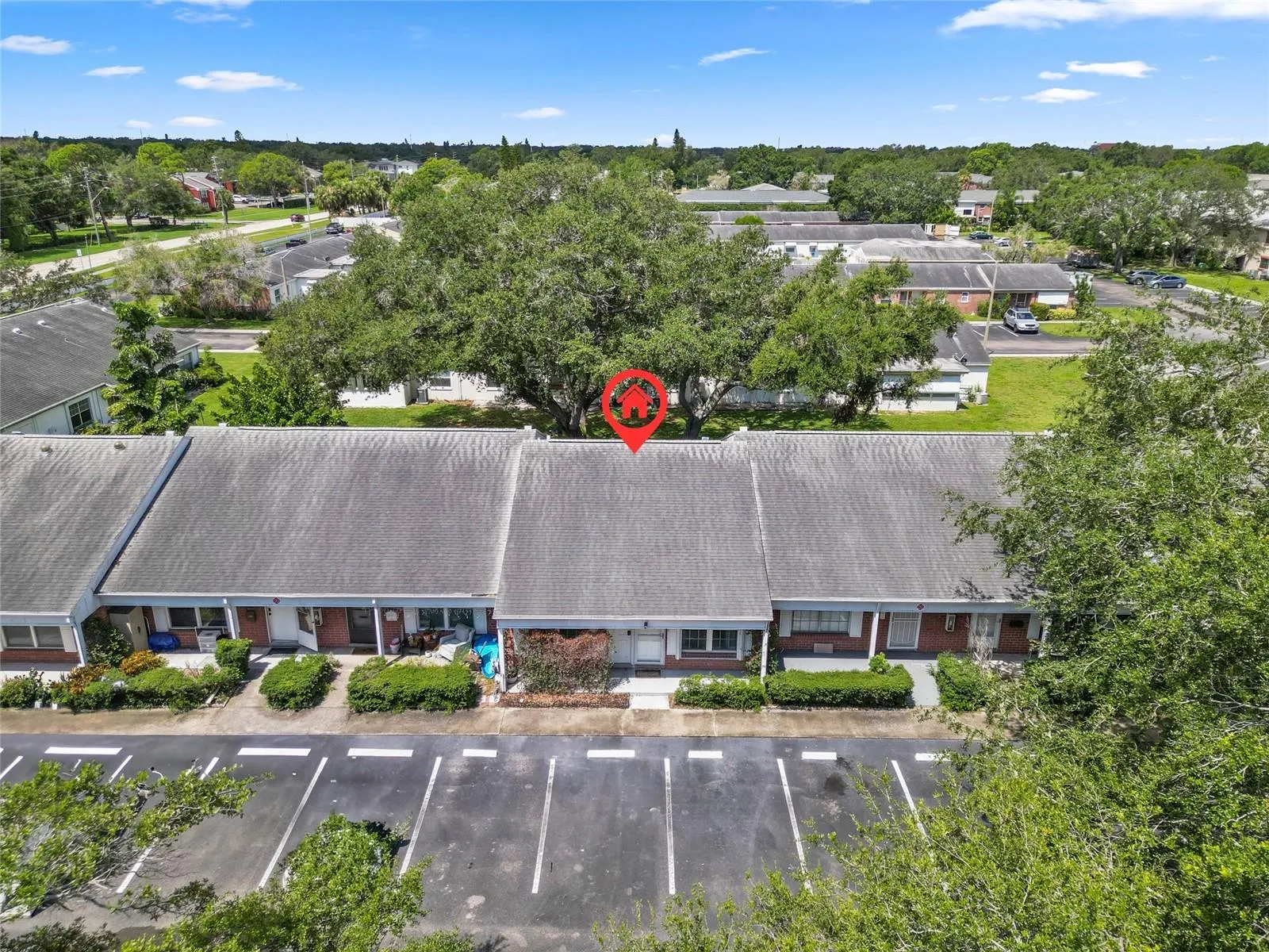 8334 DR MARTIN LUTHER KING JR ST N