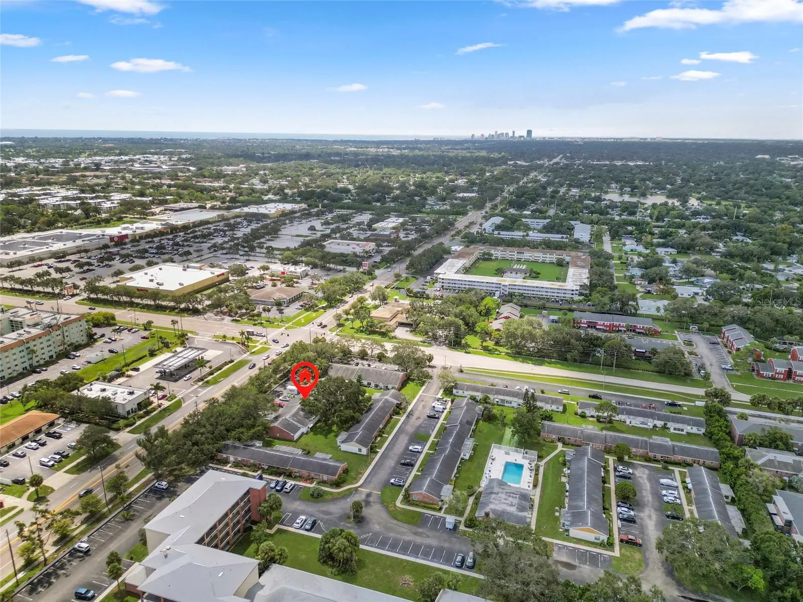 8334 DR MARTIN LUTHER KING JR ST N