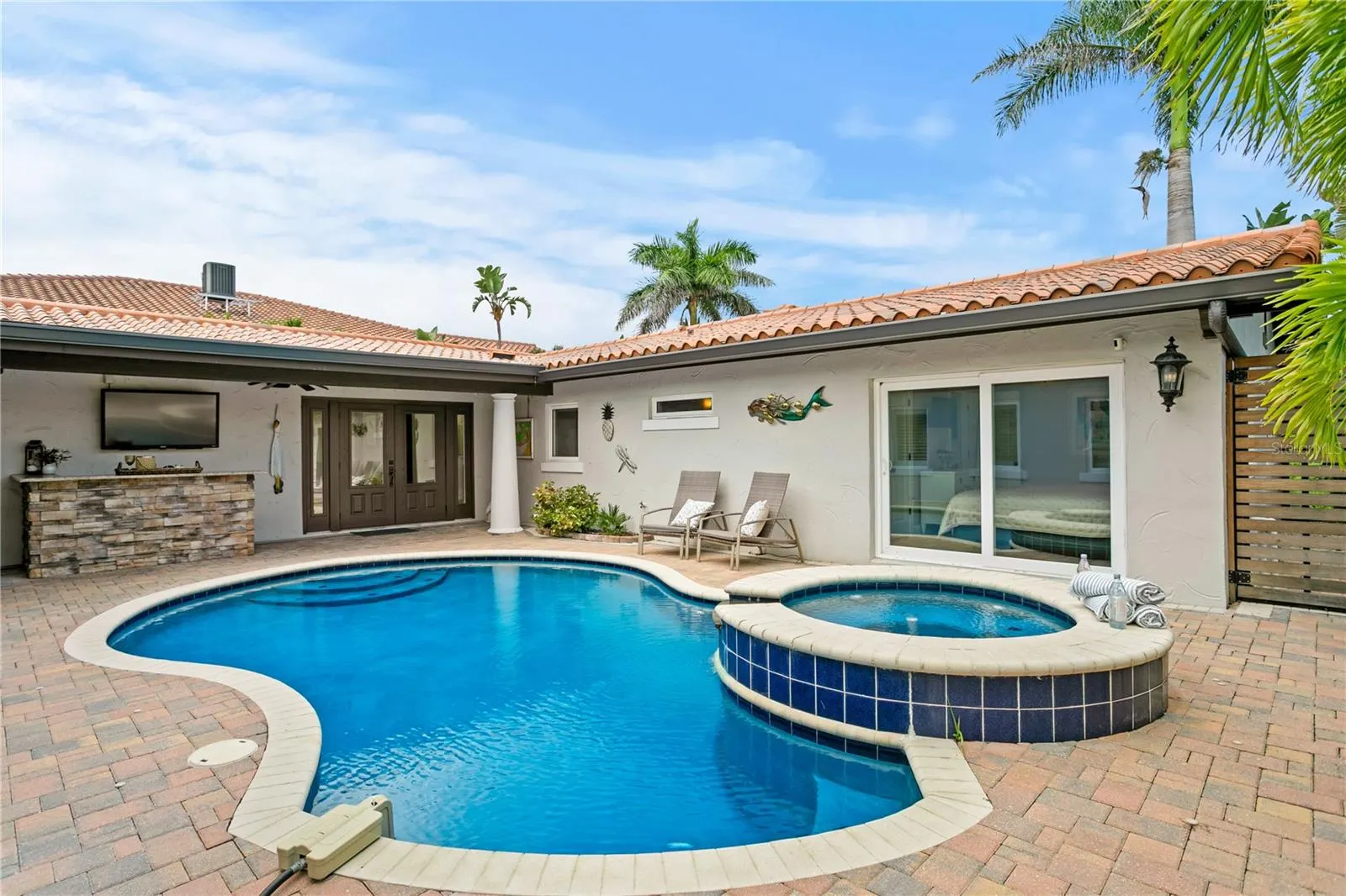 2950 ALTON DR