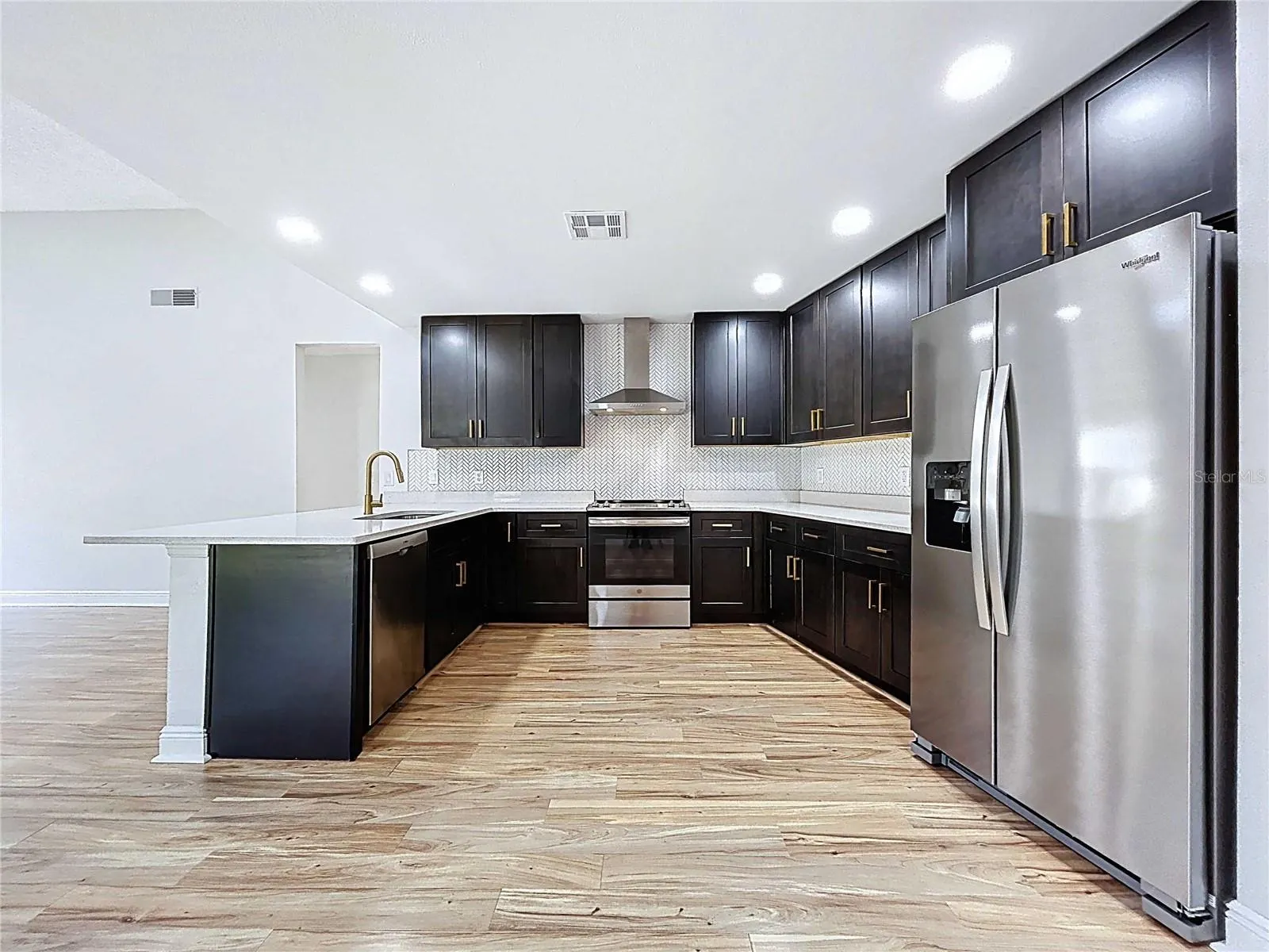 2556 ARBORWOOD DR