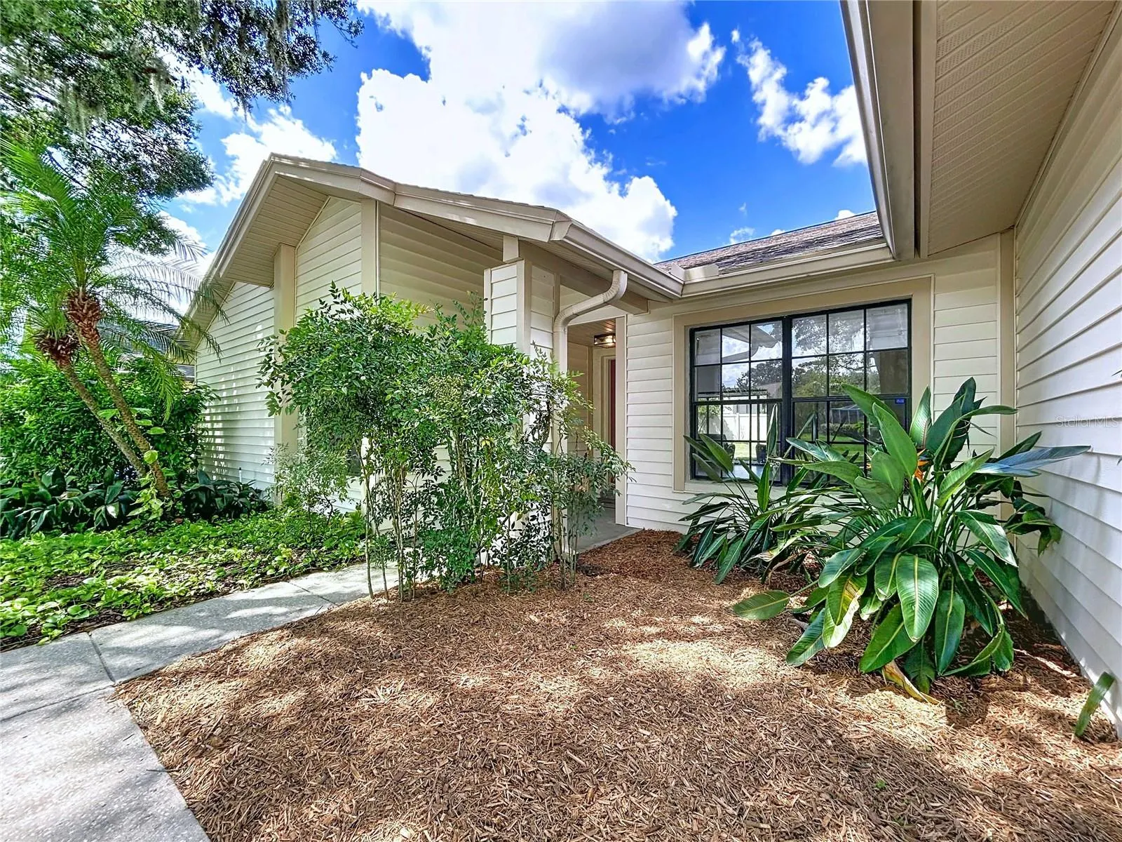 2556 ARBORWOOD DR