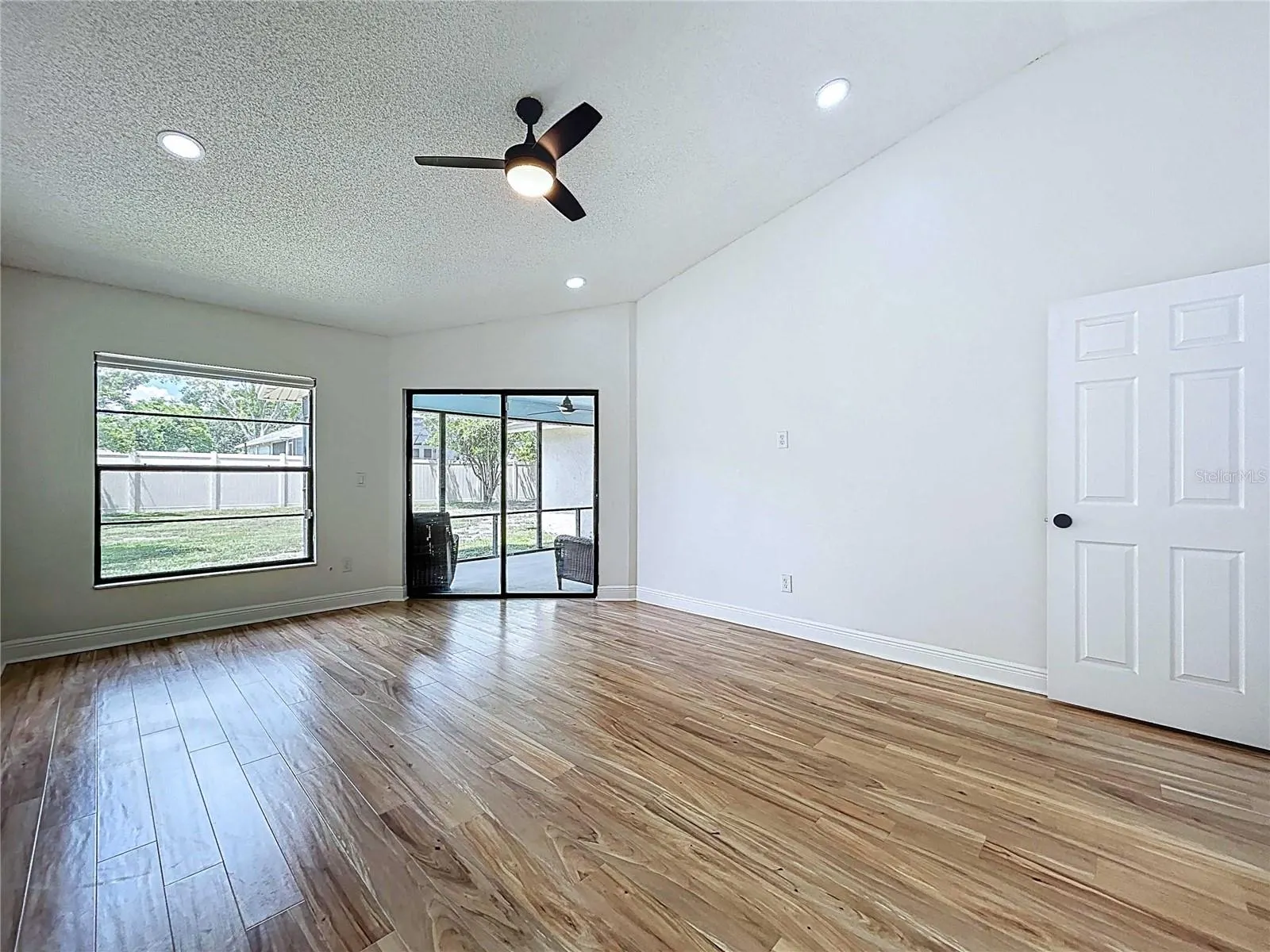 2556 ARBORWOOD DR