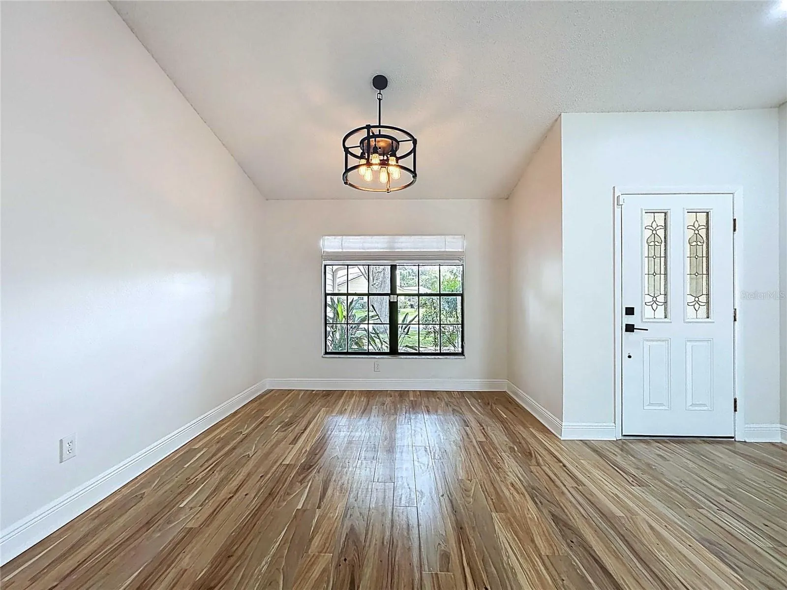 2556 ARBORWOOD DR