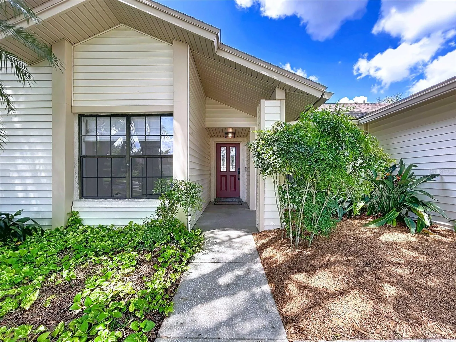 2556 ARBORWOOD DR