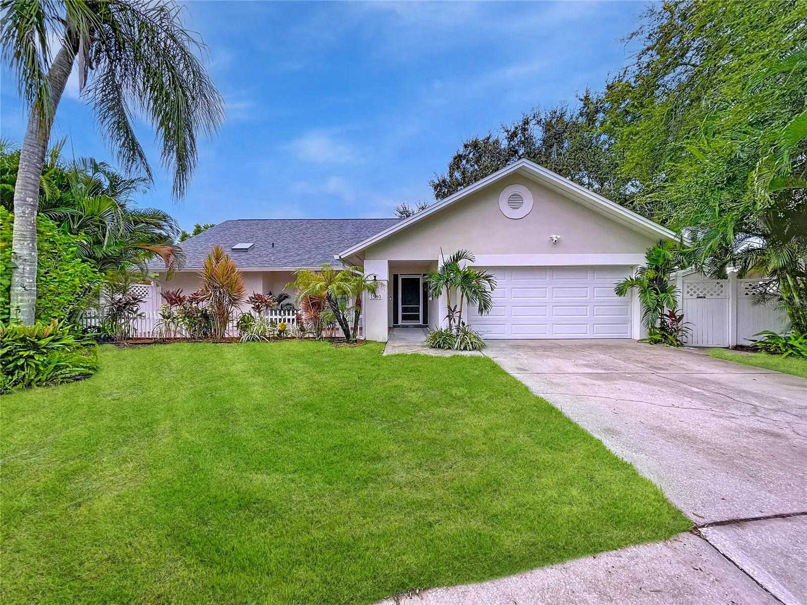 1580 SADDLE CT
