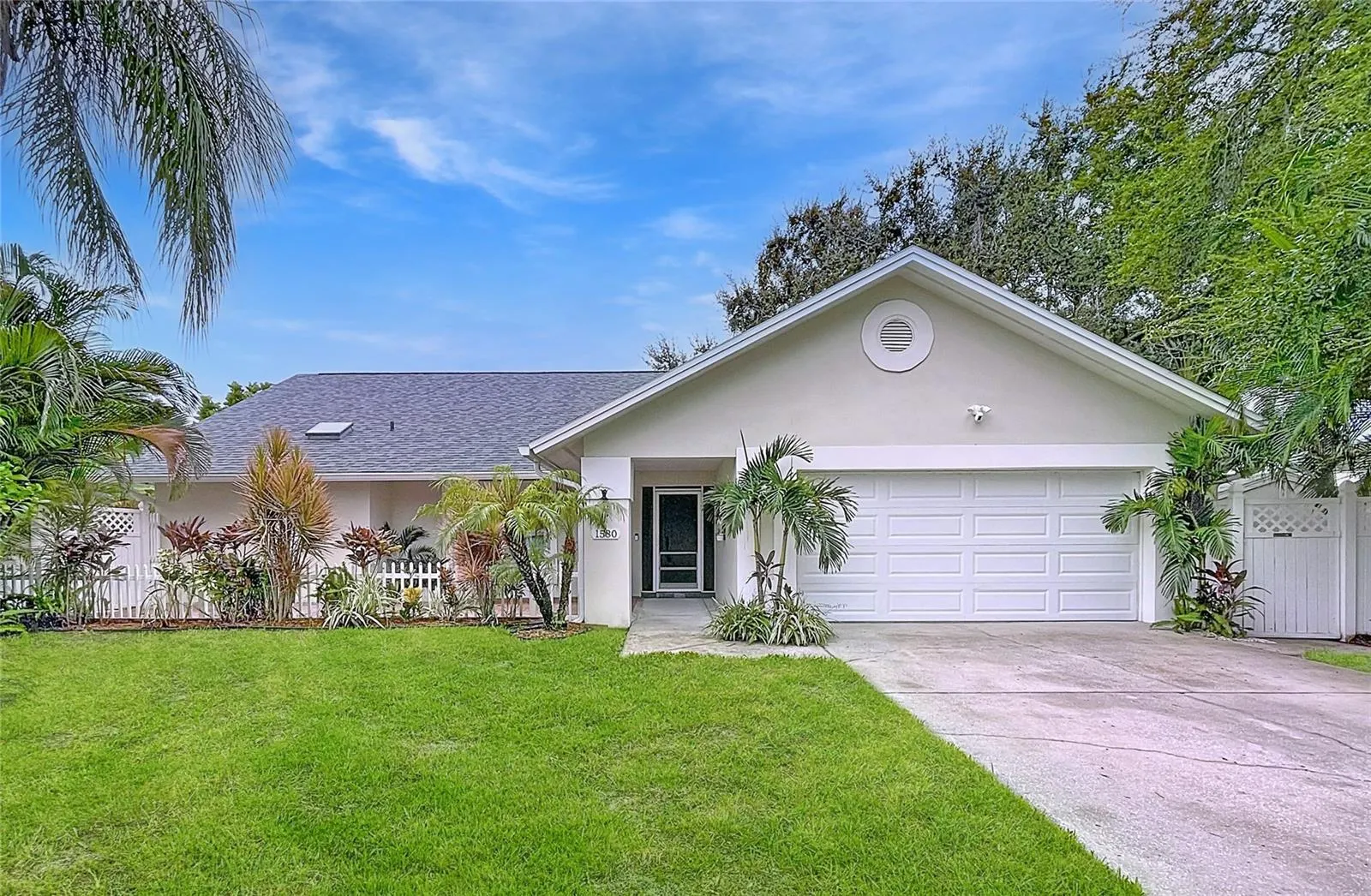 1580 SADDLE CT