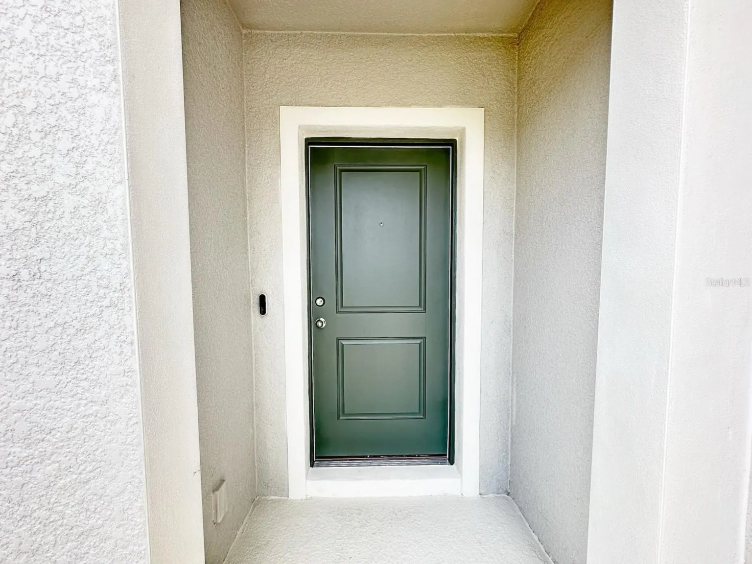 3825 CAPRI COAST DR