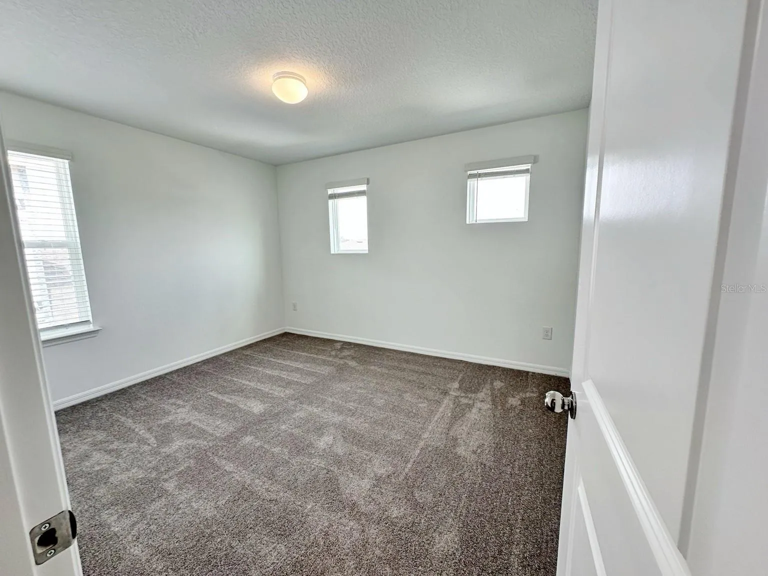 3825 CAPRI COAST DR