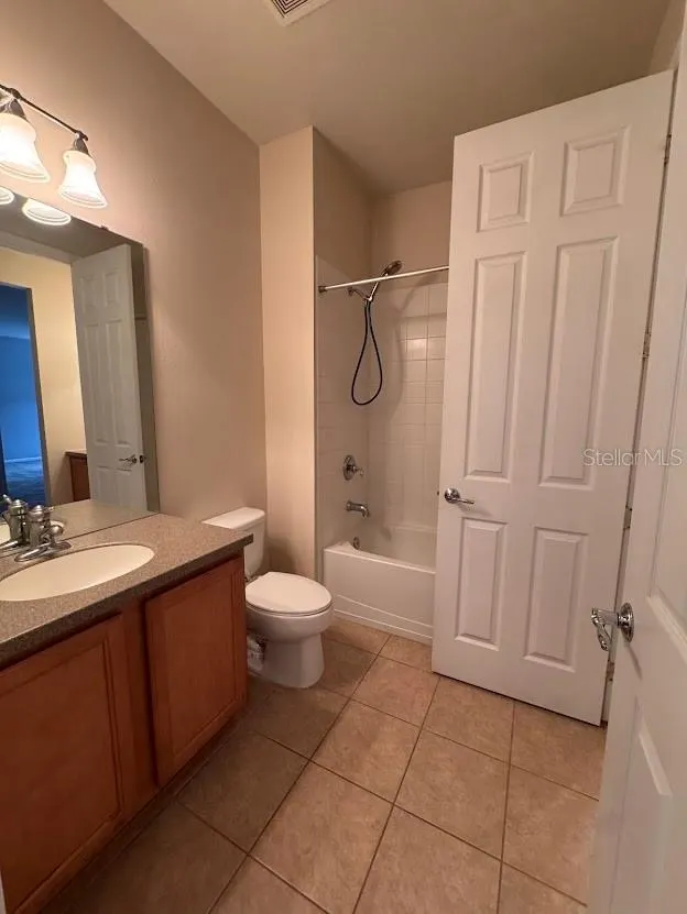 829 LANTERN WAY #829, #829