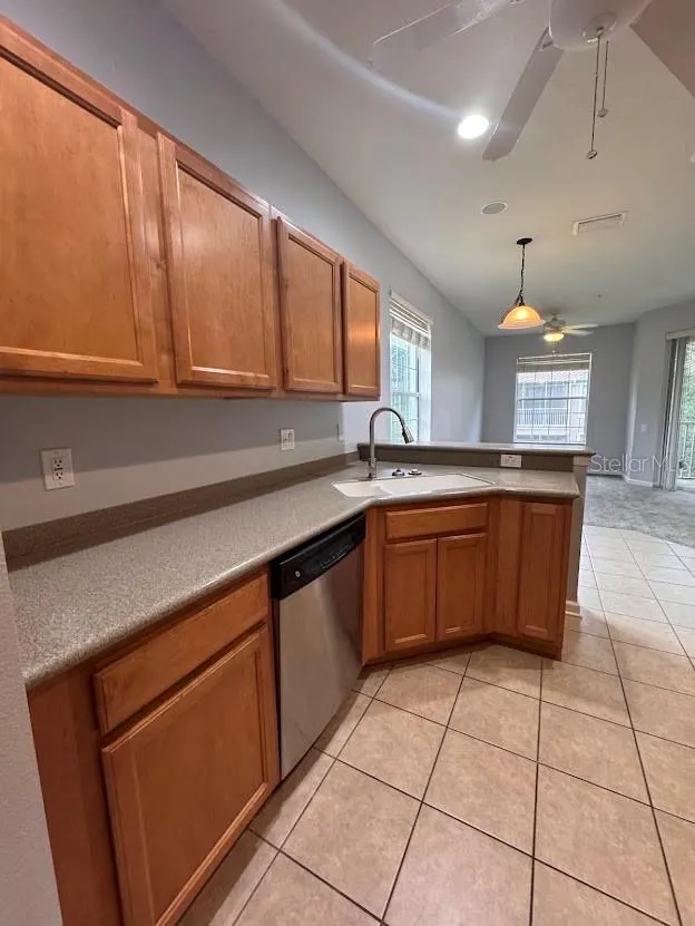829 LANTERN WAY #829, #829