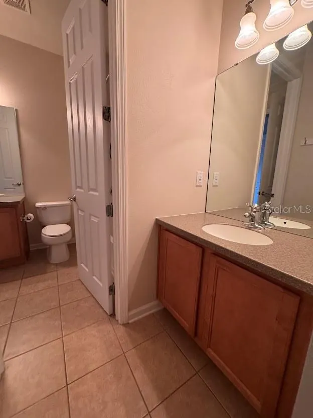 829 LANTERN WAY #829, #829