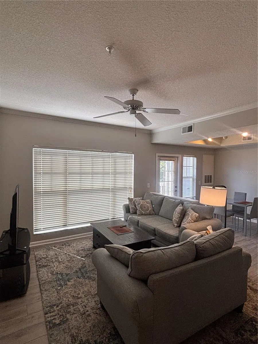 800 S DAKOTA AVE #330, #330