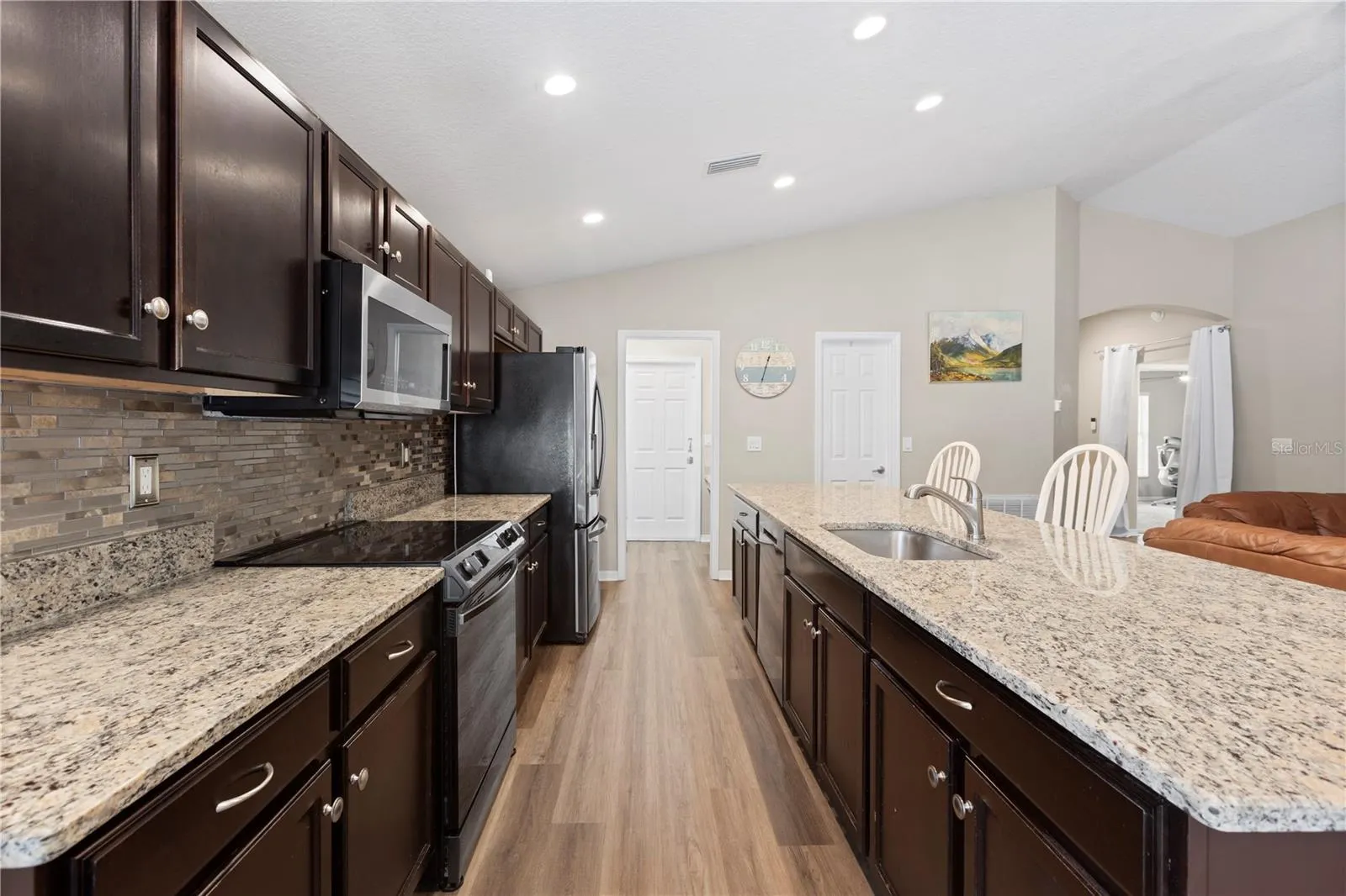 719 VINEYARD RESERVE CT