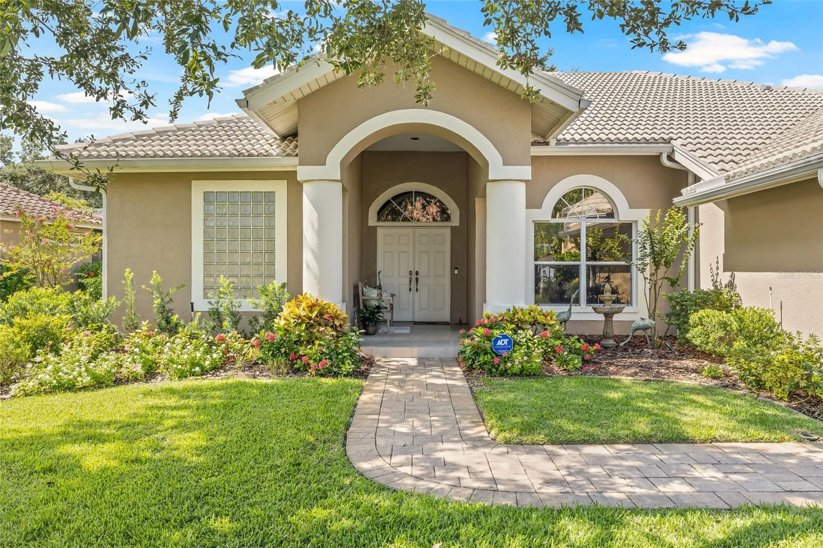 1156 DARLINGTON OAK DR NE