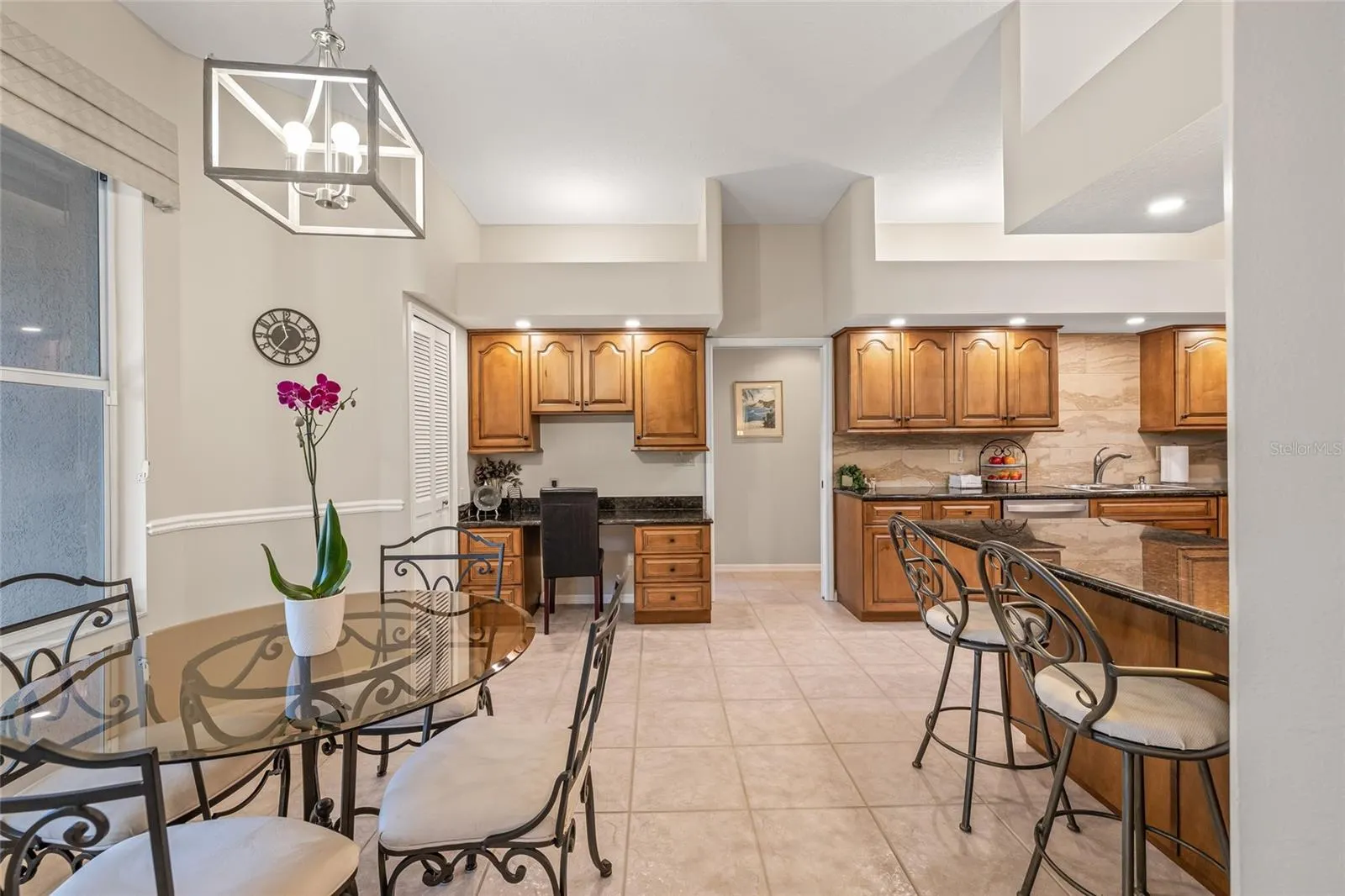 1156 DARLINGTON OAK DR NE