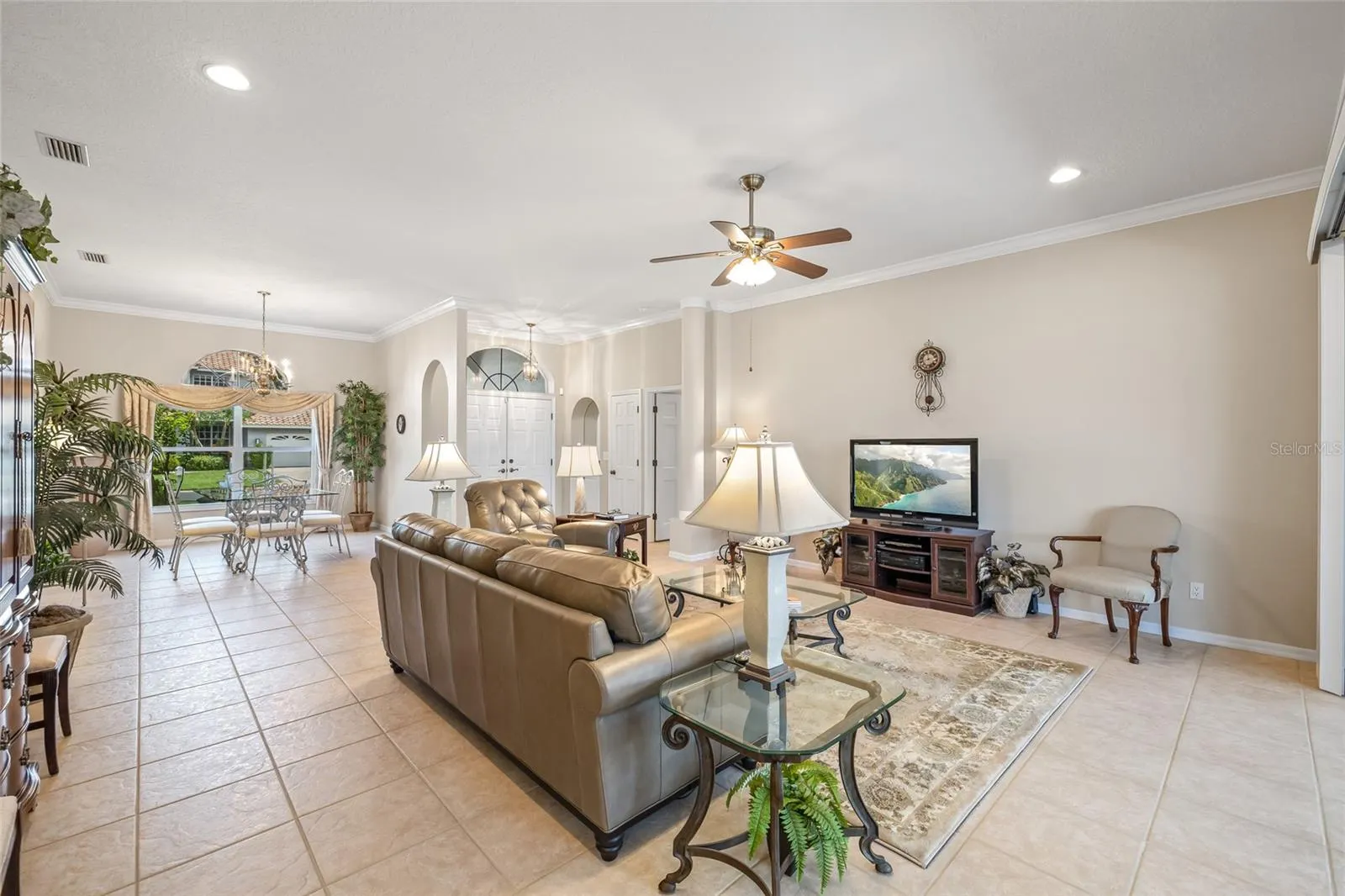 1156 DARLINGTON OAK DR NE