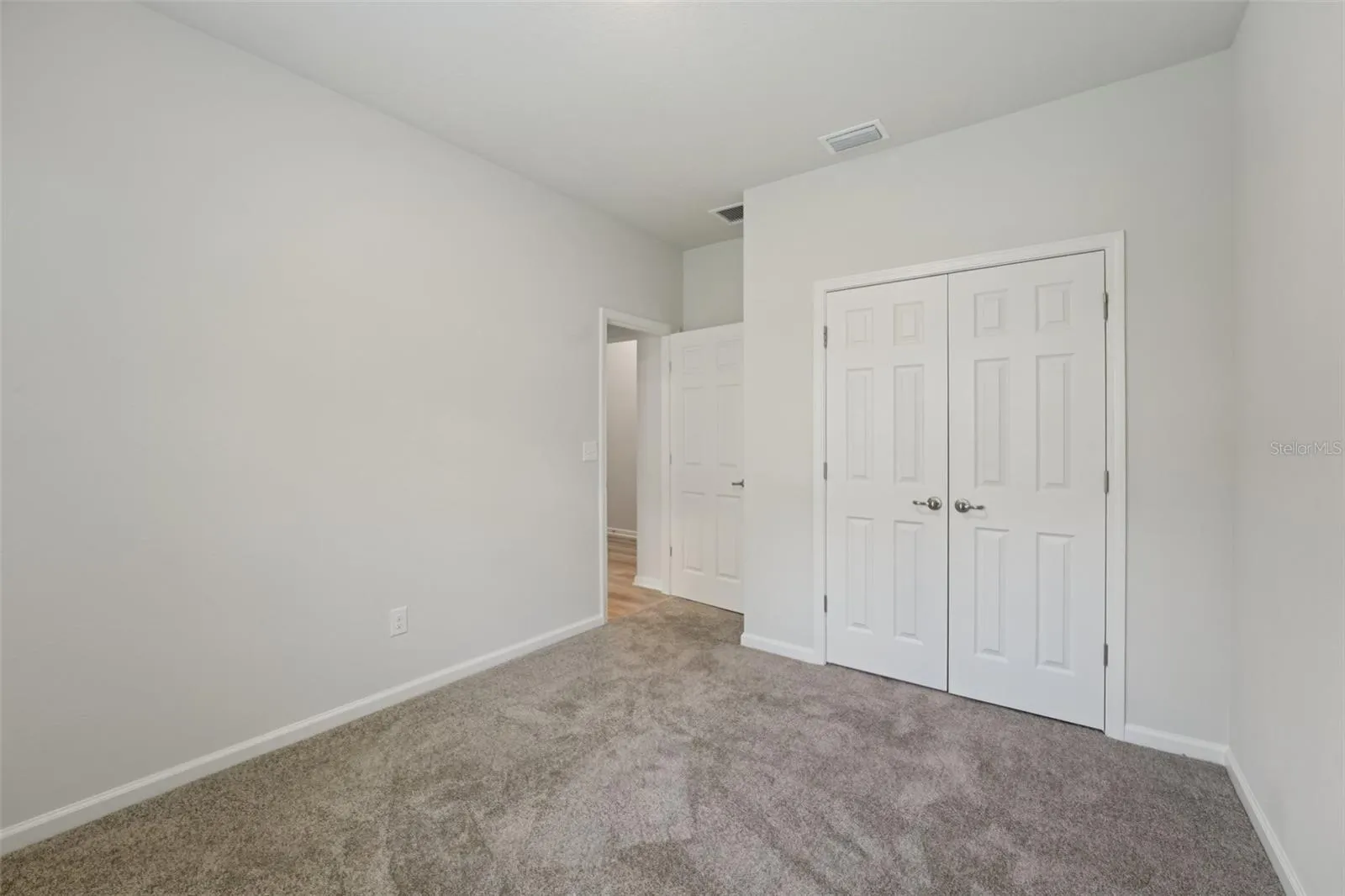46 POPLAR DR